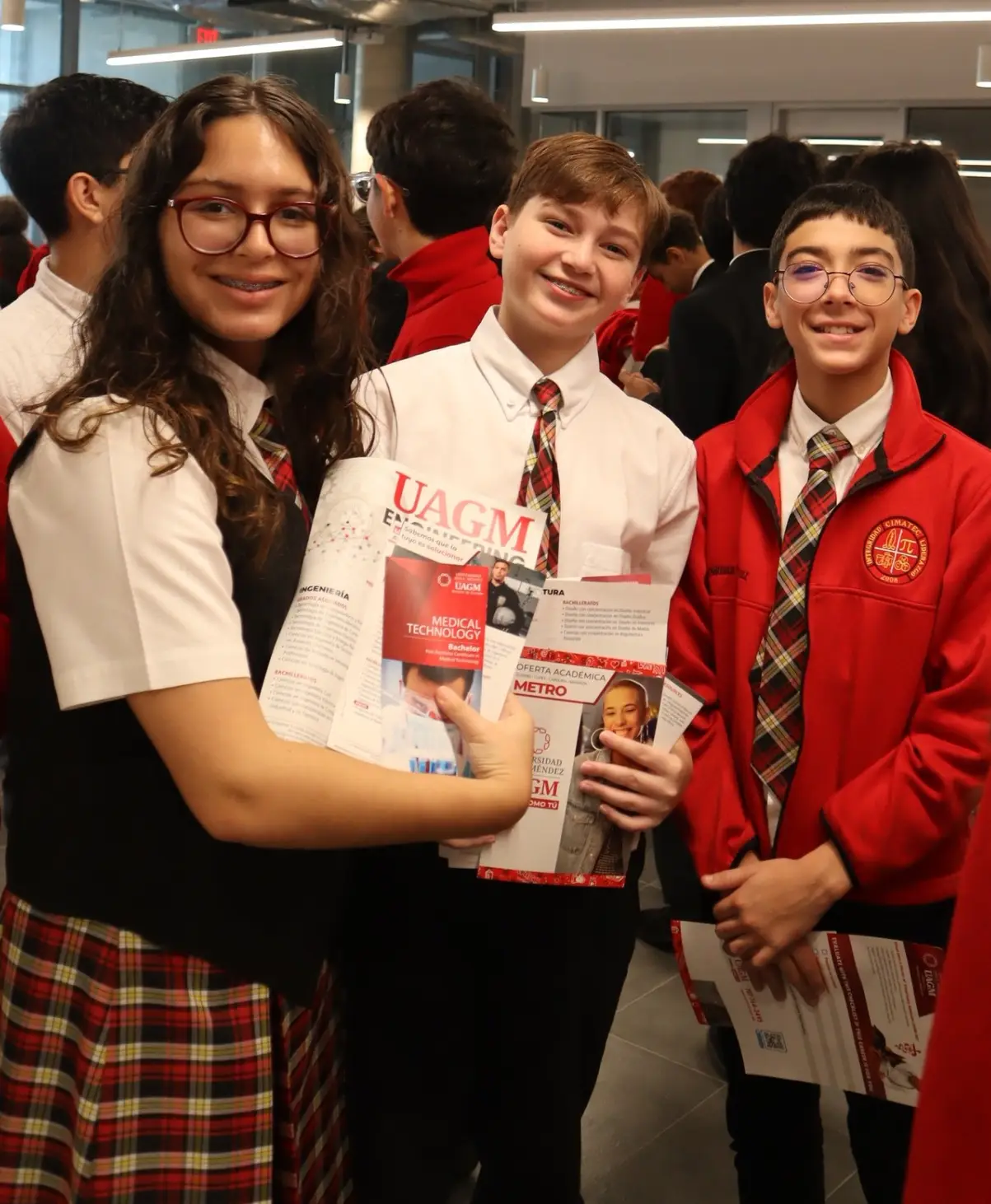 Estudiantes de CIMATEC en sesión de orientación y consejería