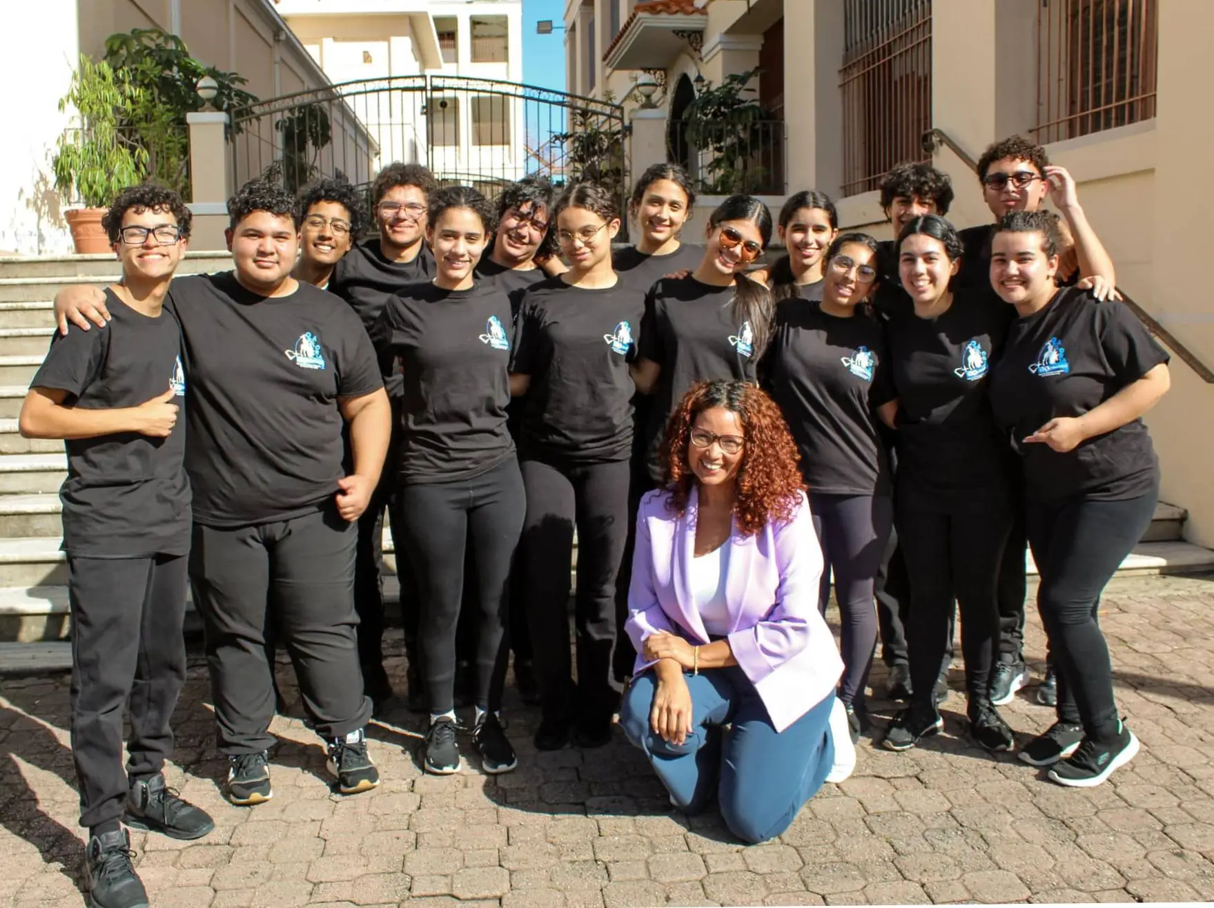 Equipo de Oratoria de CIMATEC durante competencia de la Liga de Oratoria
