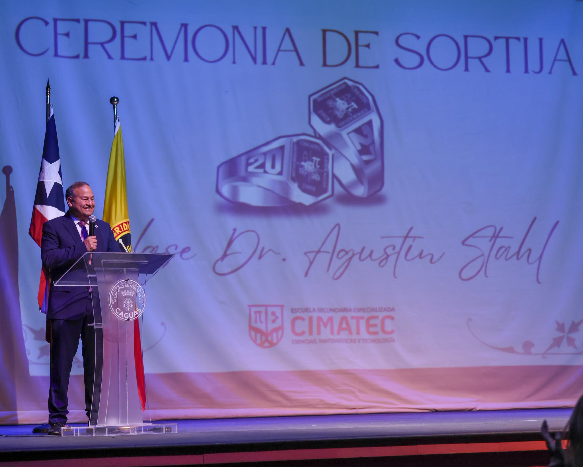Ceremonia de sortija de la Clase 2027