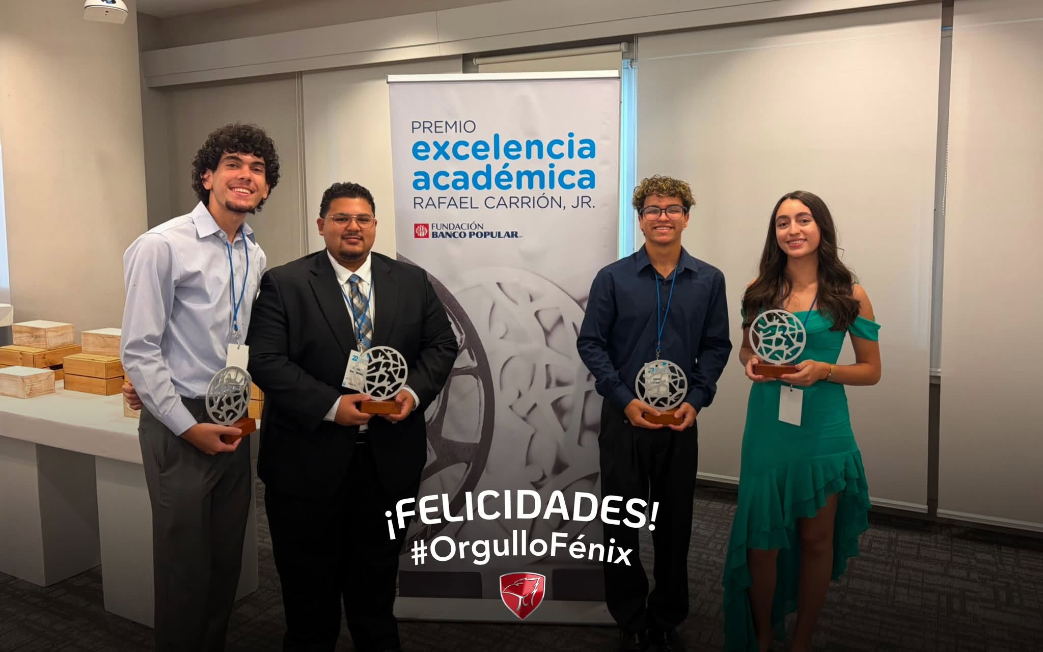 Egresados de CIMATEC distinguidos con el Premio a la Excelencia Académica Rafael Carrión, Jr.
